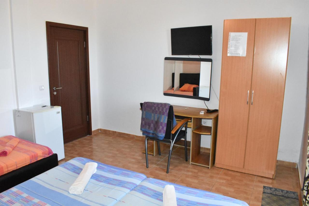 Apartments Murati Ulcinj Exterior photo